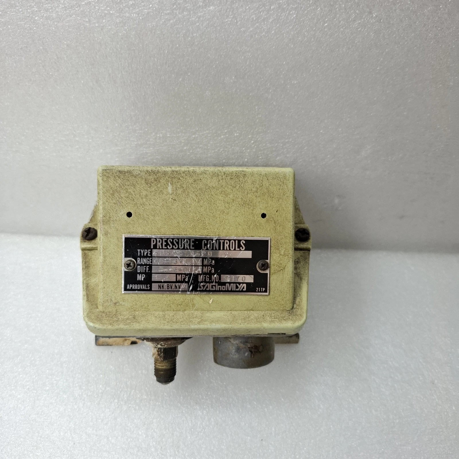 SAGINOMIYA PRESSURE CONTROLS SNS C106PQ